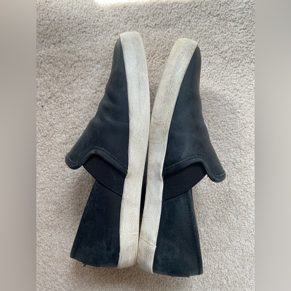 Frye women shoes size 7.5